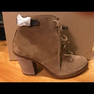 Lucky Brand Tan Heeled Booties